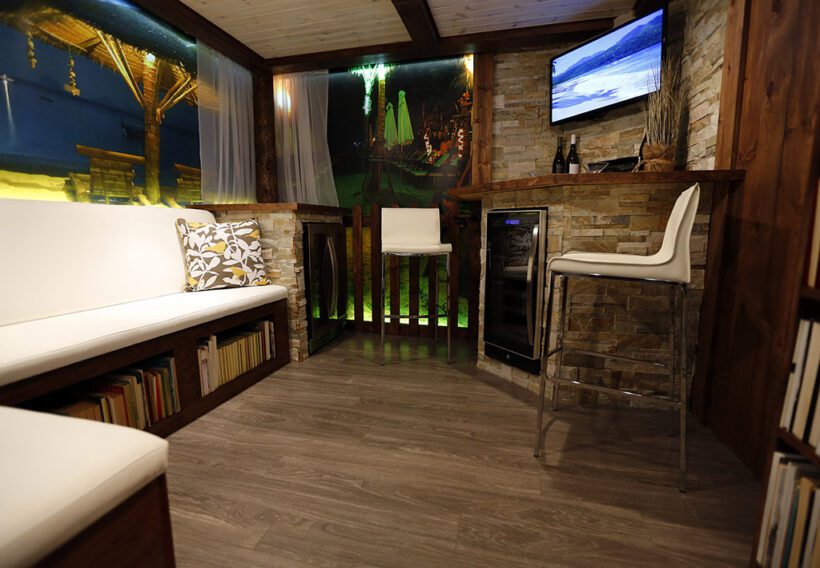 paul-lafrance-custom-built-beach-cocktail-bar-11