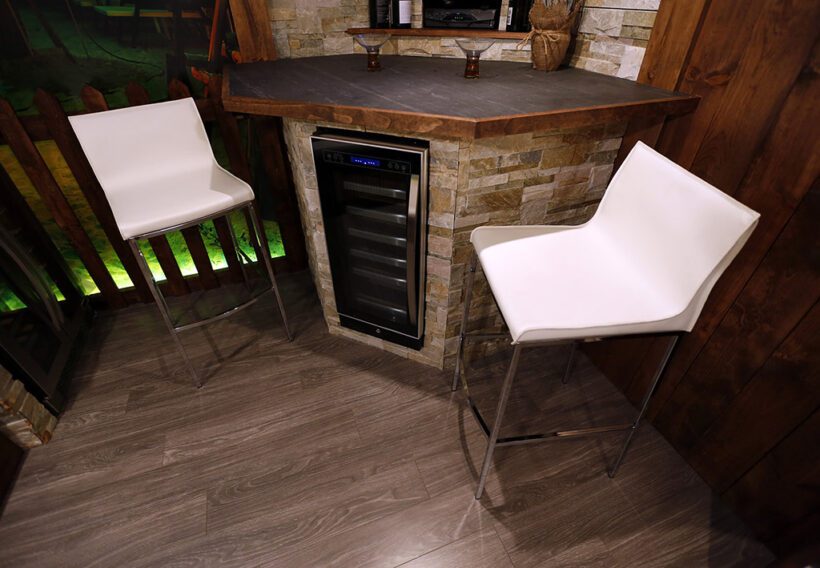 paul-lafrance-custom-built-beach-cocktail-bar-5
