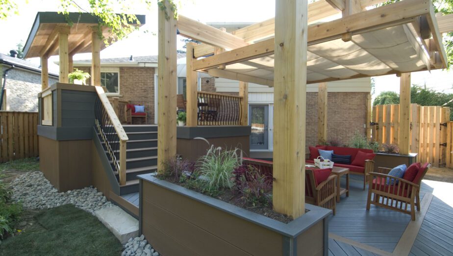 The Hanging Pergola Deck