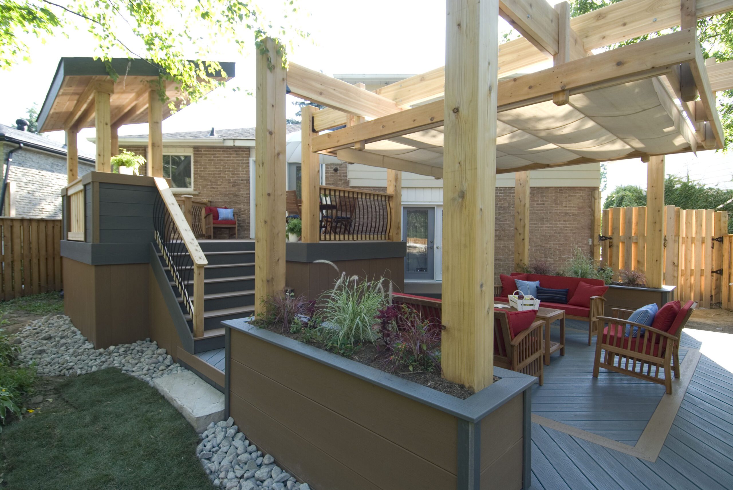 The Hanging Pergola Deck