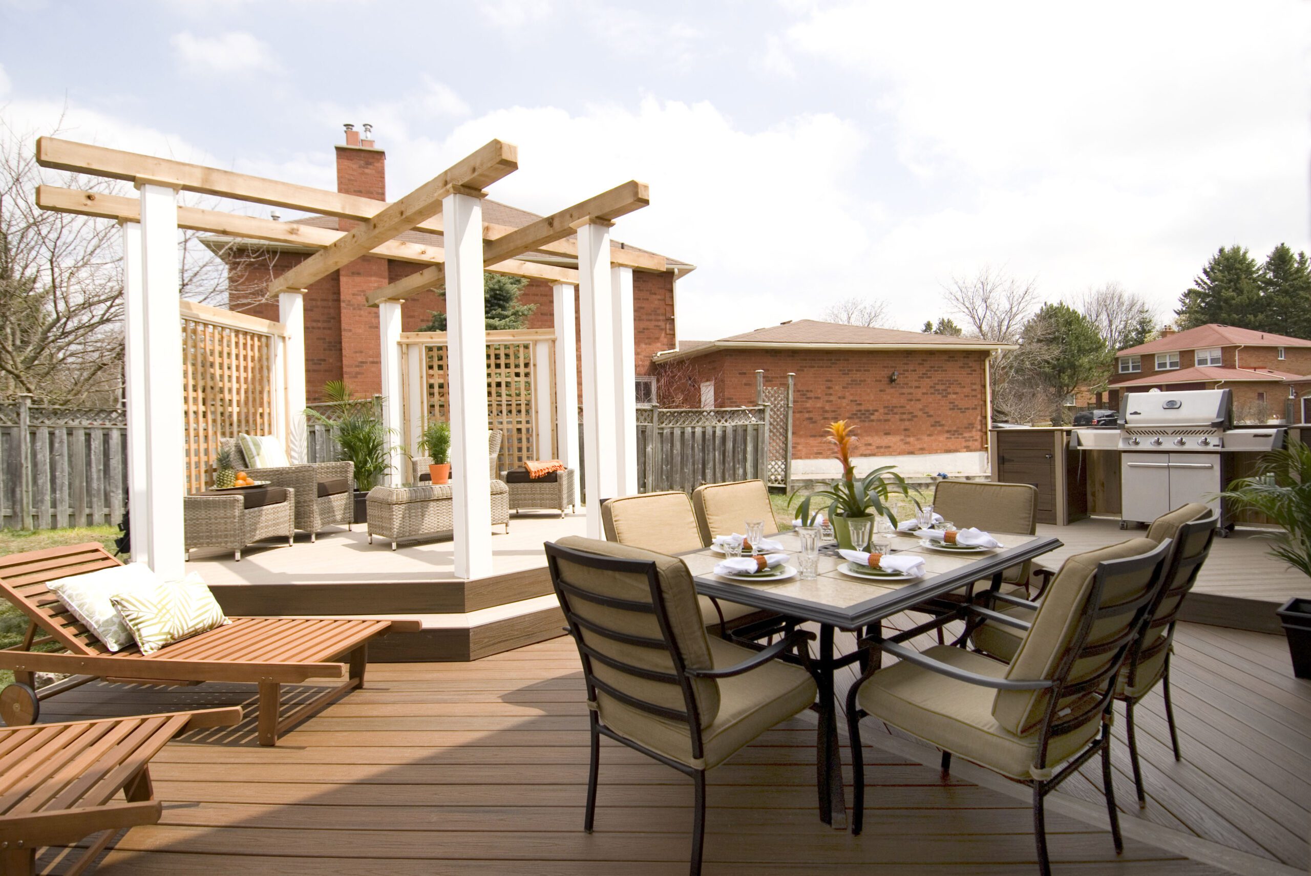 The Raised Octagon Deck
