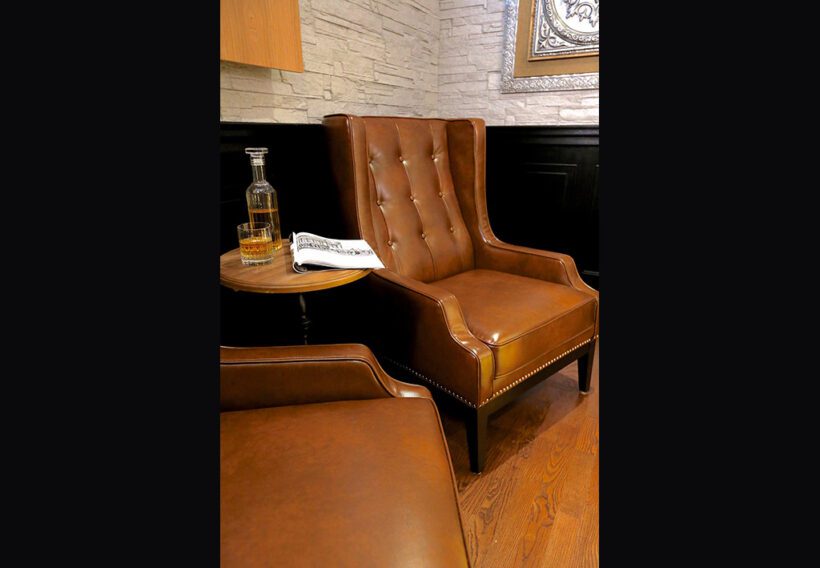 paul-lafance-custom-built-gentalmens-bar-1