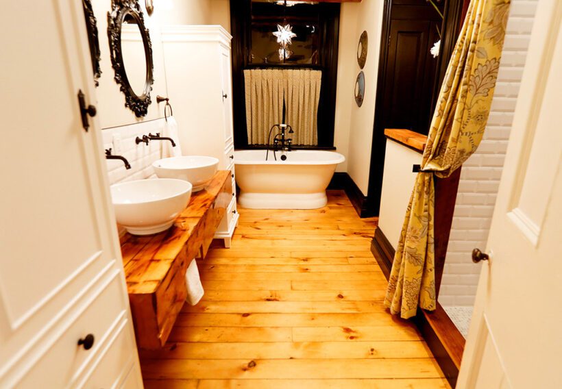 paul-lafrance-custom-built-barn-beam-bathroom-1