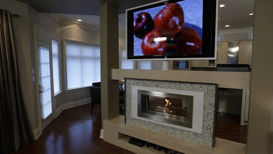 The Swivel TV Room