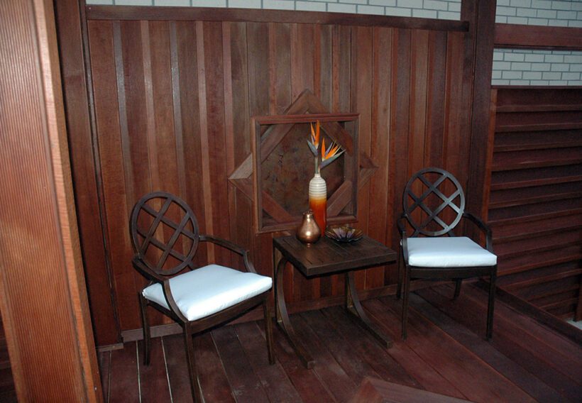 paul-lafrance-decked-out-big-table-deck-1