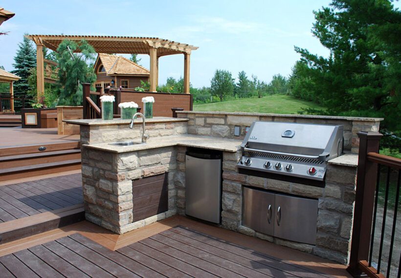 paul-lafrance-decked-out-deck-thats-huge-7