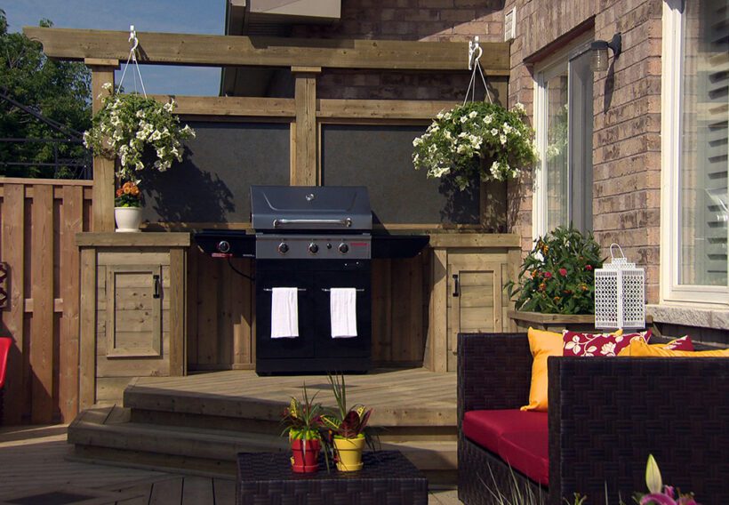 paul-lafrance-decked-out-deck-thats-tiny-2