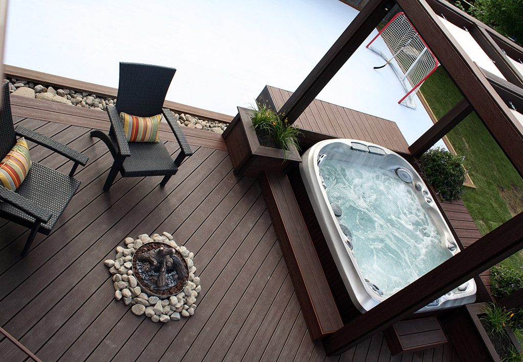 The Hockey Rink Deck